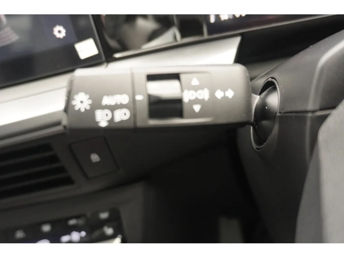 Opel Frontera SUV, Electric, 2026, Green