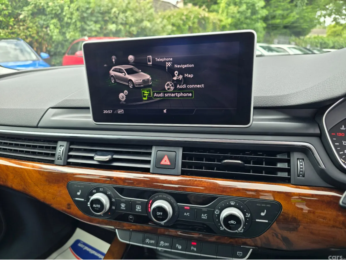 Audi A4 Estate, Petrol, 2017, White