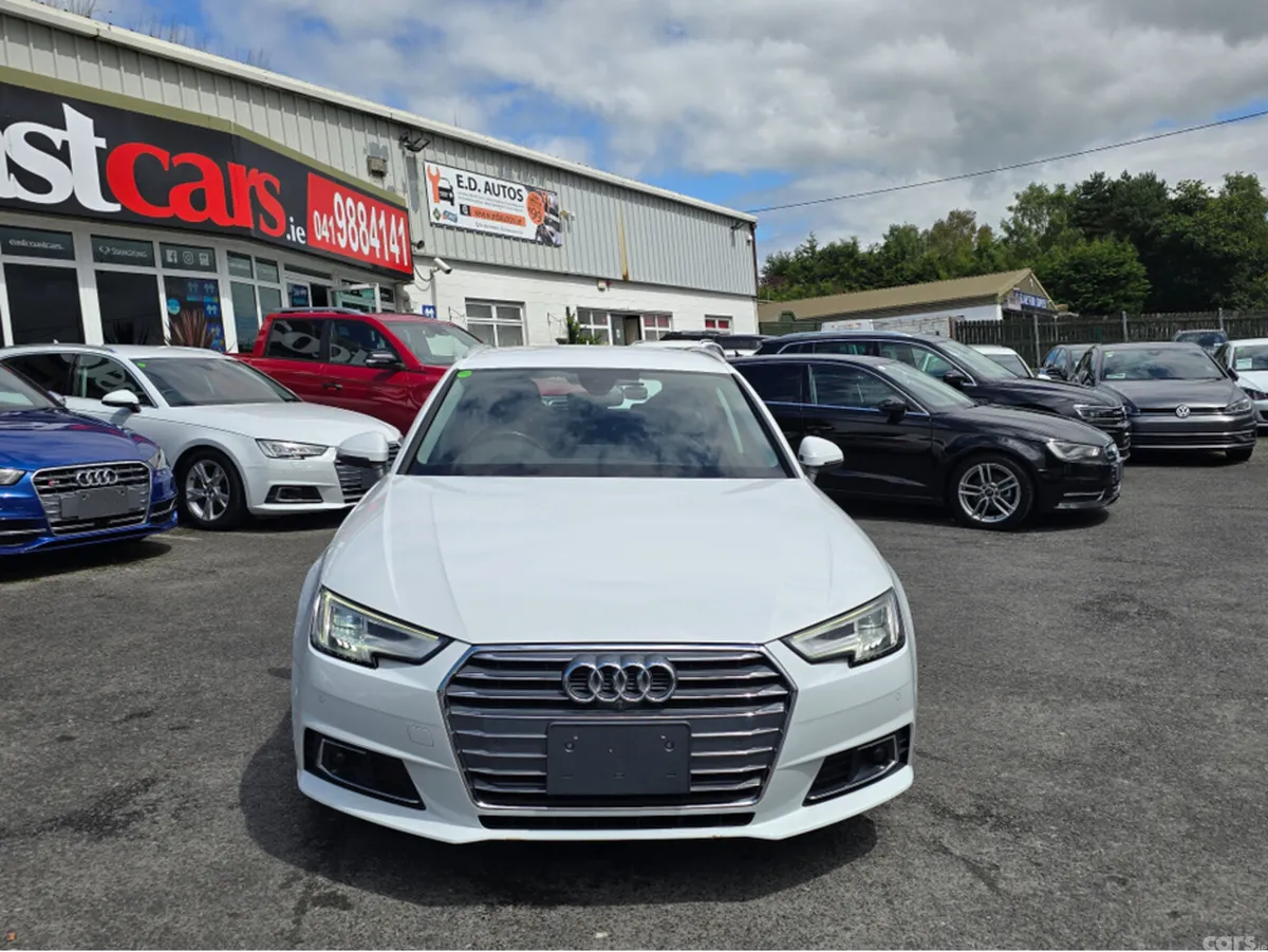 Audi A4 Estate, Petrol, 2017, White
