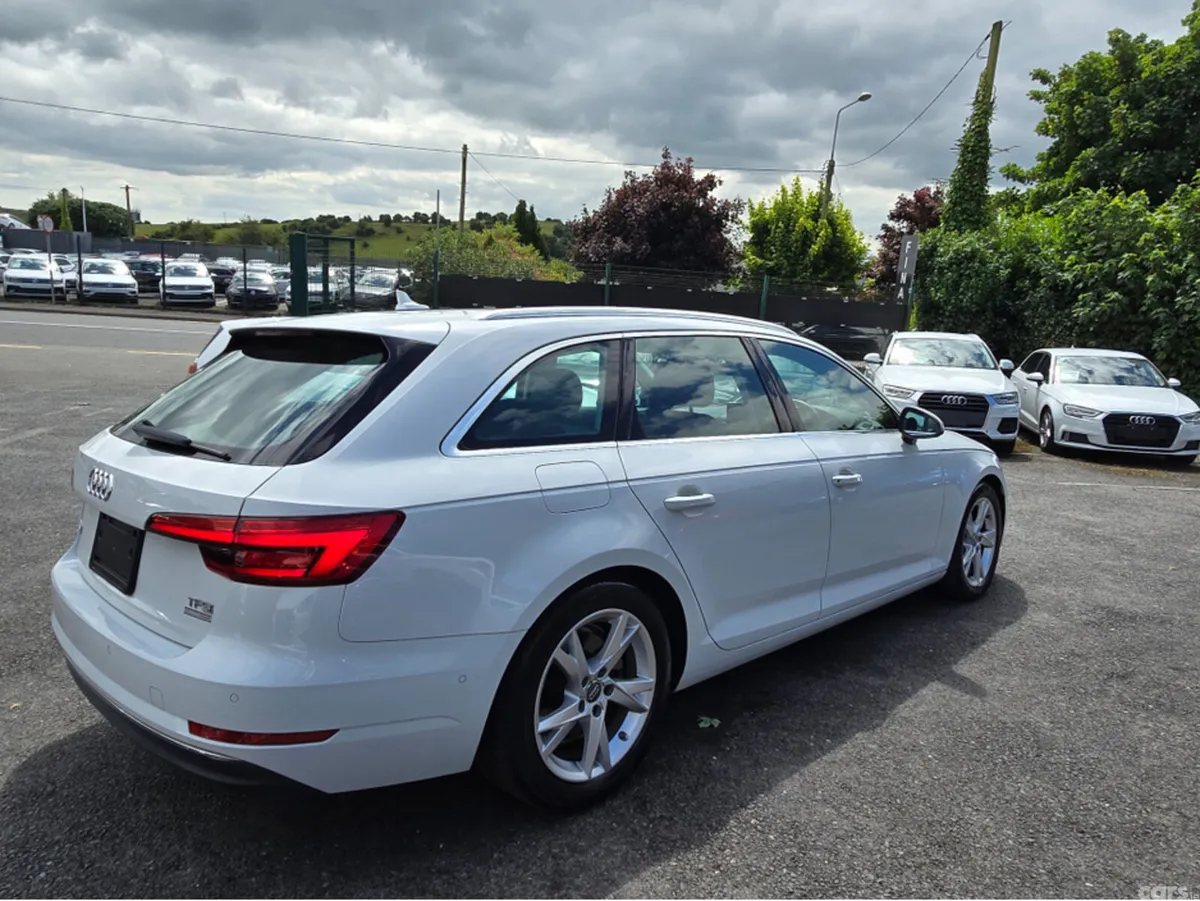 Audi A4 Estate, Petrol, 2017, White
