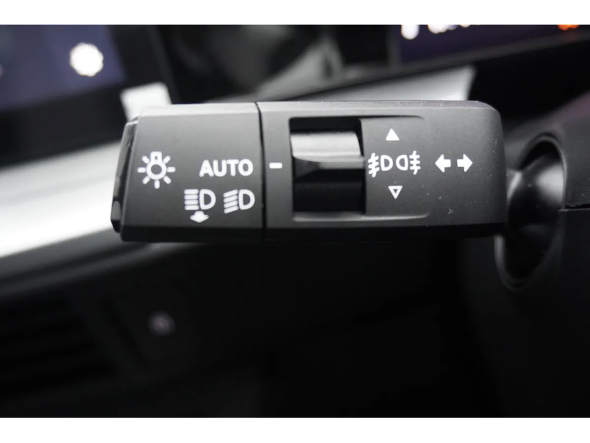 Opel Frontera SUV, Petrol Hybrid, 2026, Blue