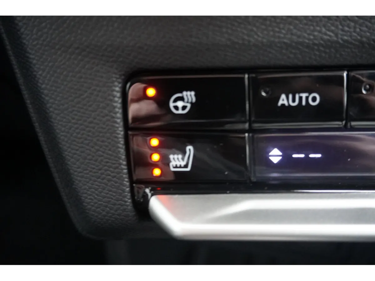 Opel Frontera SUV, Petrol Hybrid, 2026, Blue