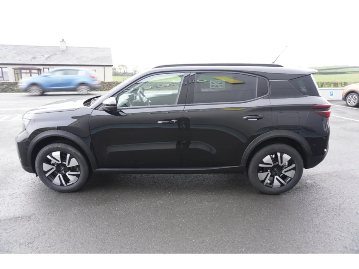 Opel Frontera SUV, Petrol Hybrid, 2026, Black