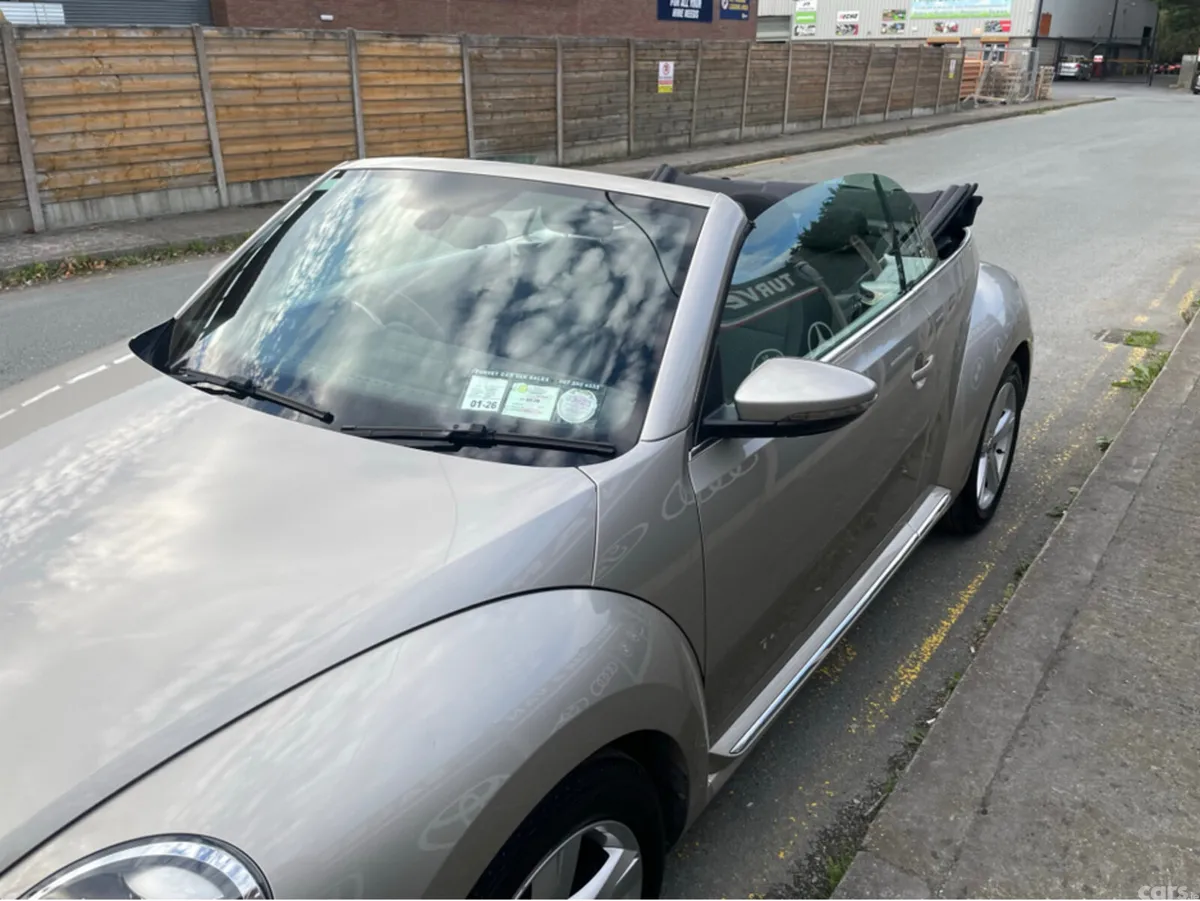 Volkswagen Beetle Saloon, Petrol, 2015, Silver