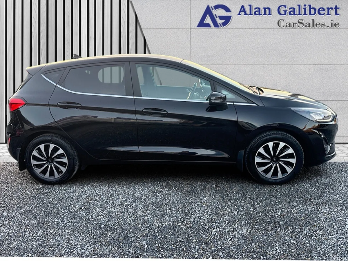 Ford Fiesta Hatchback, Petrol, 2022, Black