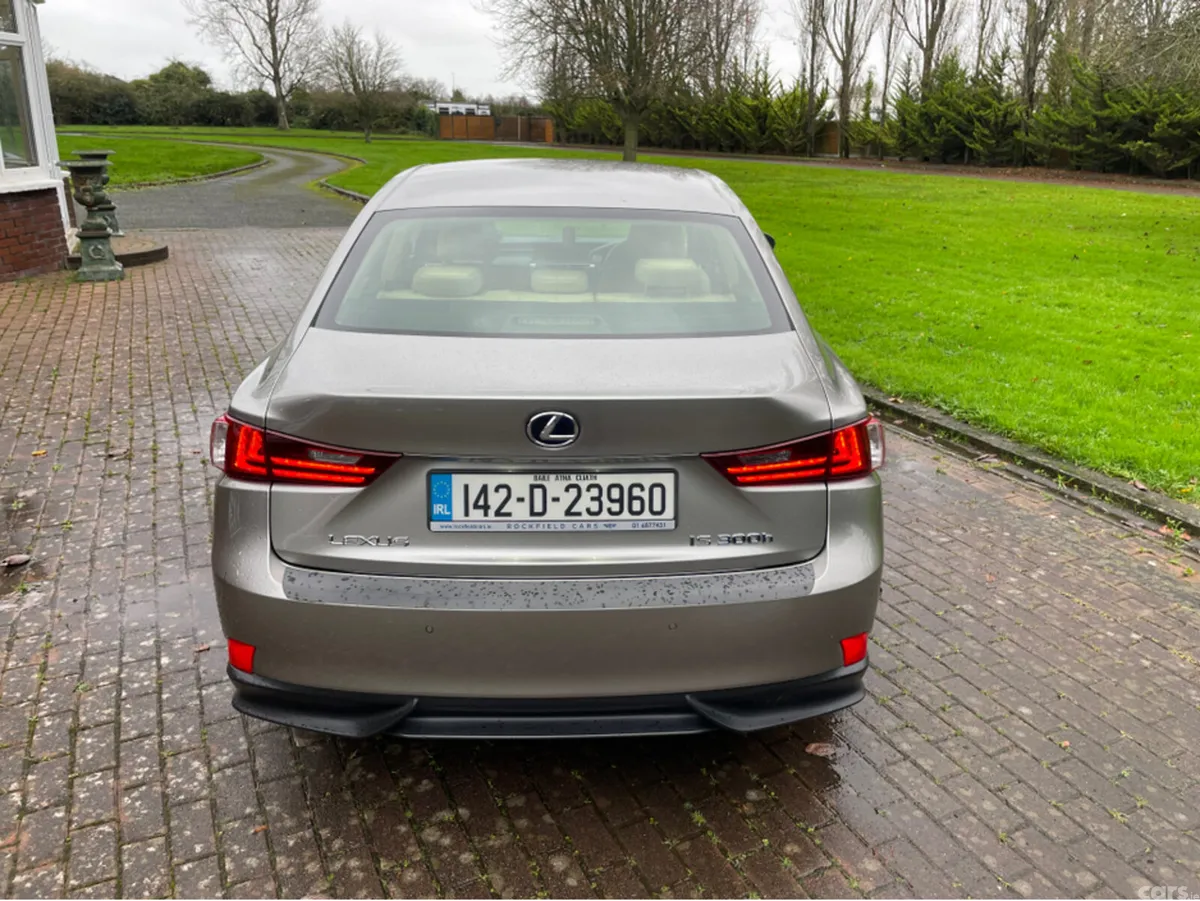 Lexus IS Saloon, Petrol Hybrid, 2014, Silver
