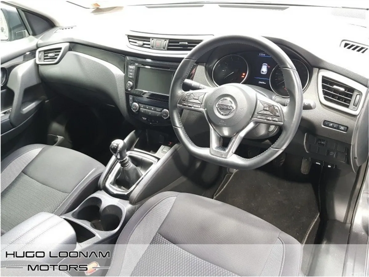 Nissan Qashqai MPV, Diesel, 2021, Grey