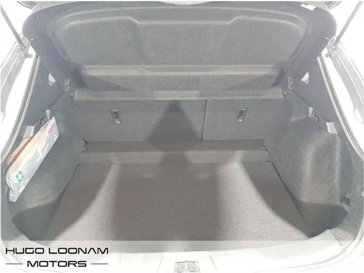Nissan Qashqai MPV, Diesel, 2021, Grey