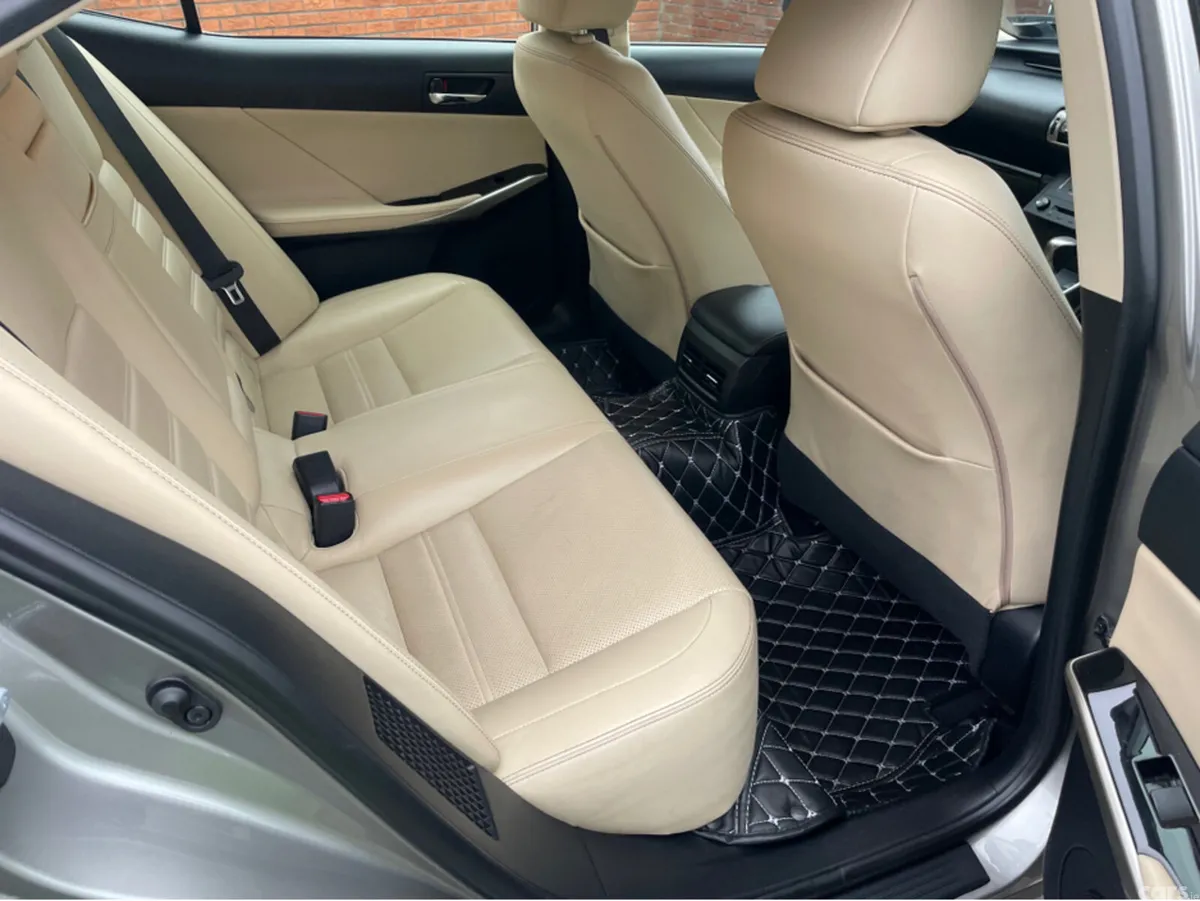 Lexus IS Saloon, Petrol Hybrid, 2014, Silver