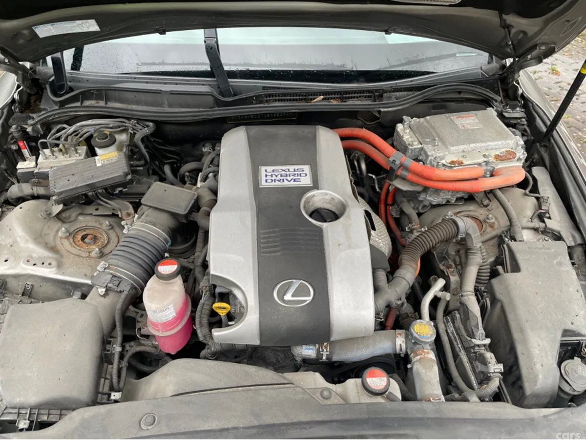 Lexus IS Saloon, Petrol Hybrid, 2014, Silver