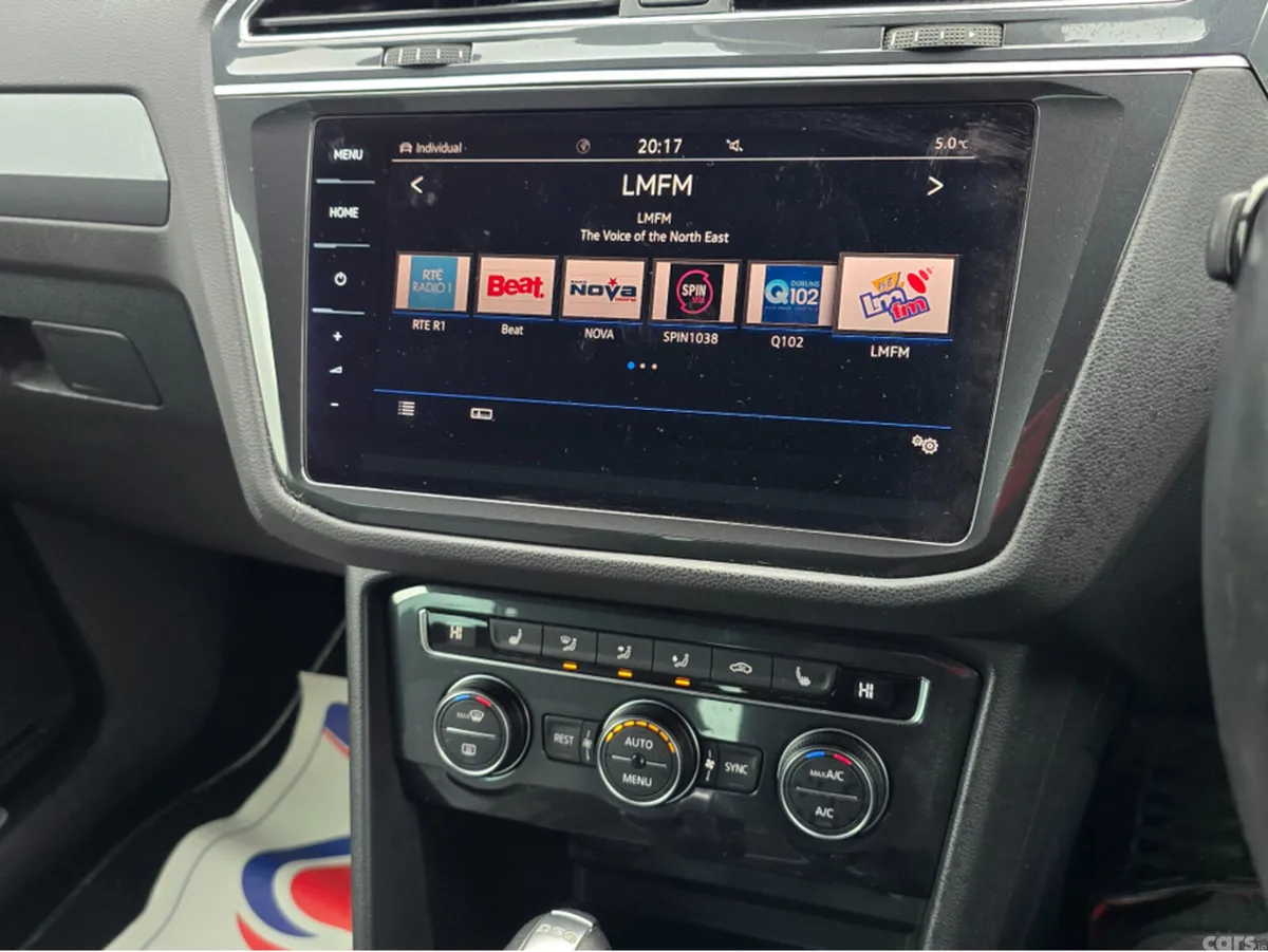 Volkswagen Tiguan MPV, Petrol, 2018, White