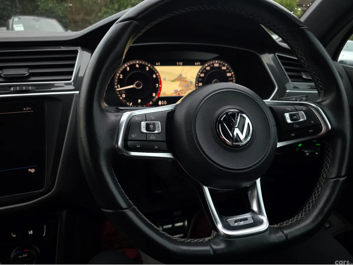 Volkswagen Tiguan SUV, Petrol, 2017, White