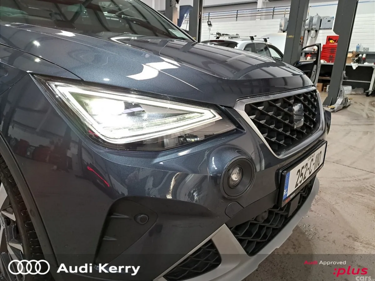 SEAT Arona Hatchback, Petrol, 2025, Grey