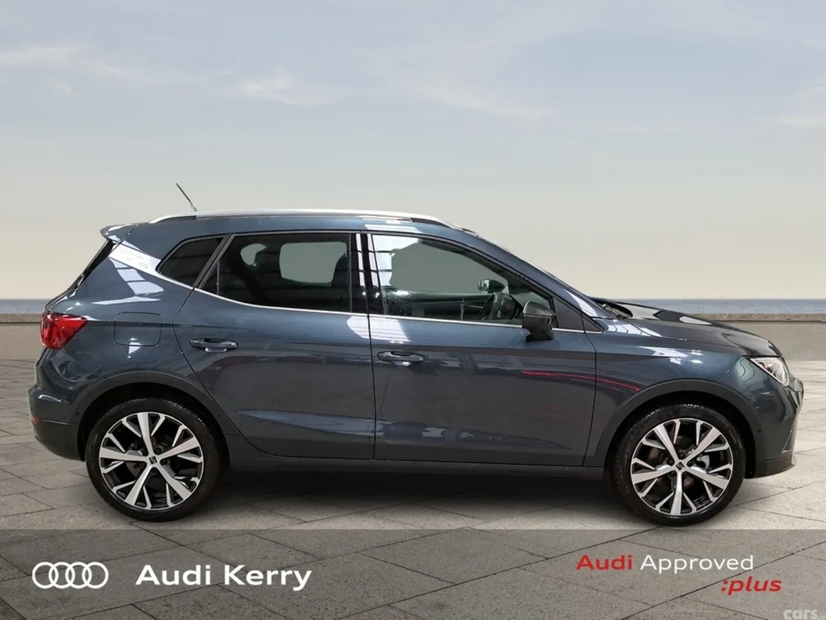 SEAT Arona Hatchback, Petrol, 2025, Grey
