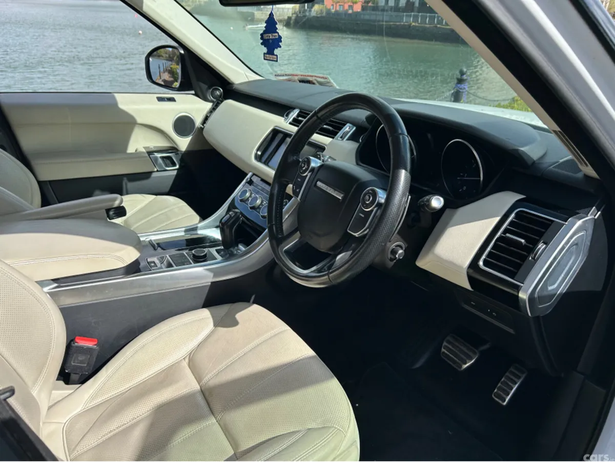 Land Rover Range Rover Sport Estate, Diesel, 2016, White