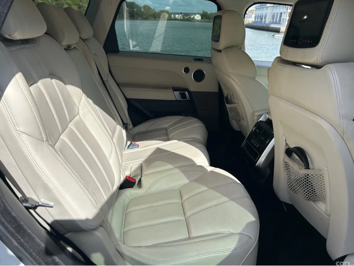 Land Rover Range Rover Sport Estate, Diesel, 2016, White