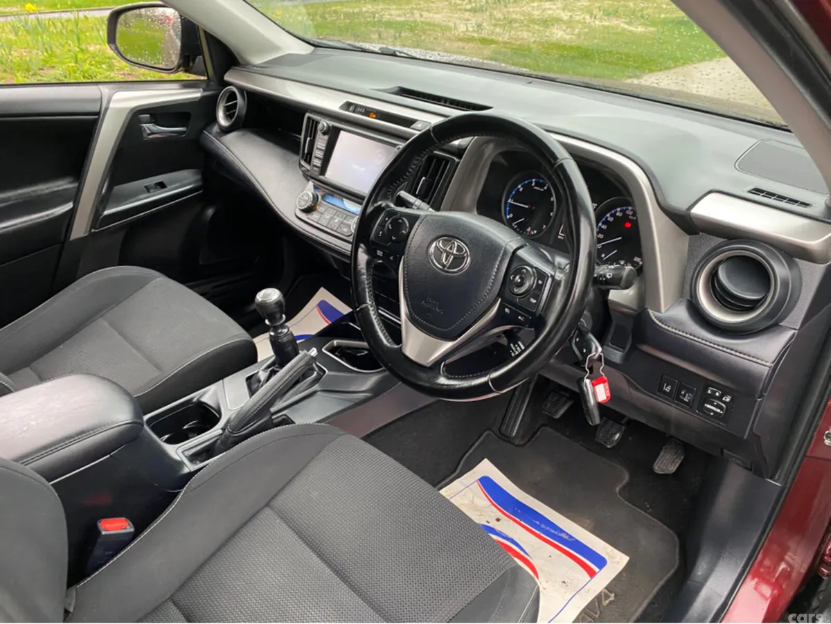 Toyota RAV4 MPV, Diesel, 2018, Red