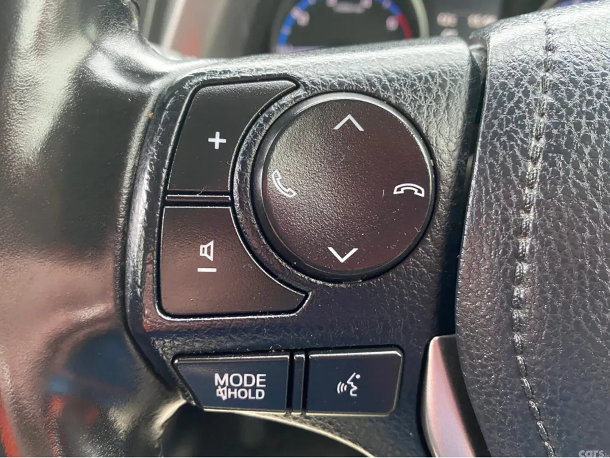 Toyota RAV4 MPV, Diesel, 2018, Red