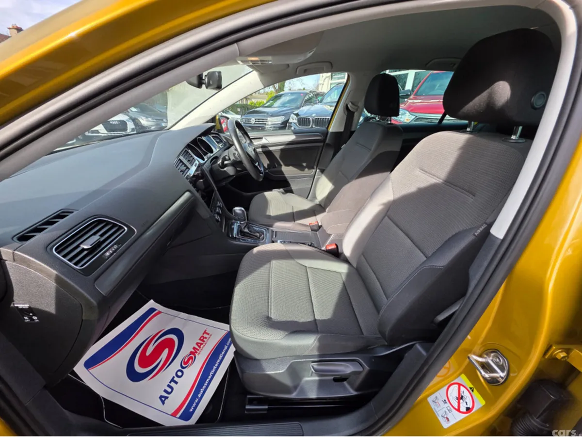 Volkswagen Golf Hatchback, Petrol, 2017, Gold