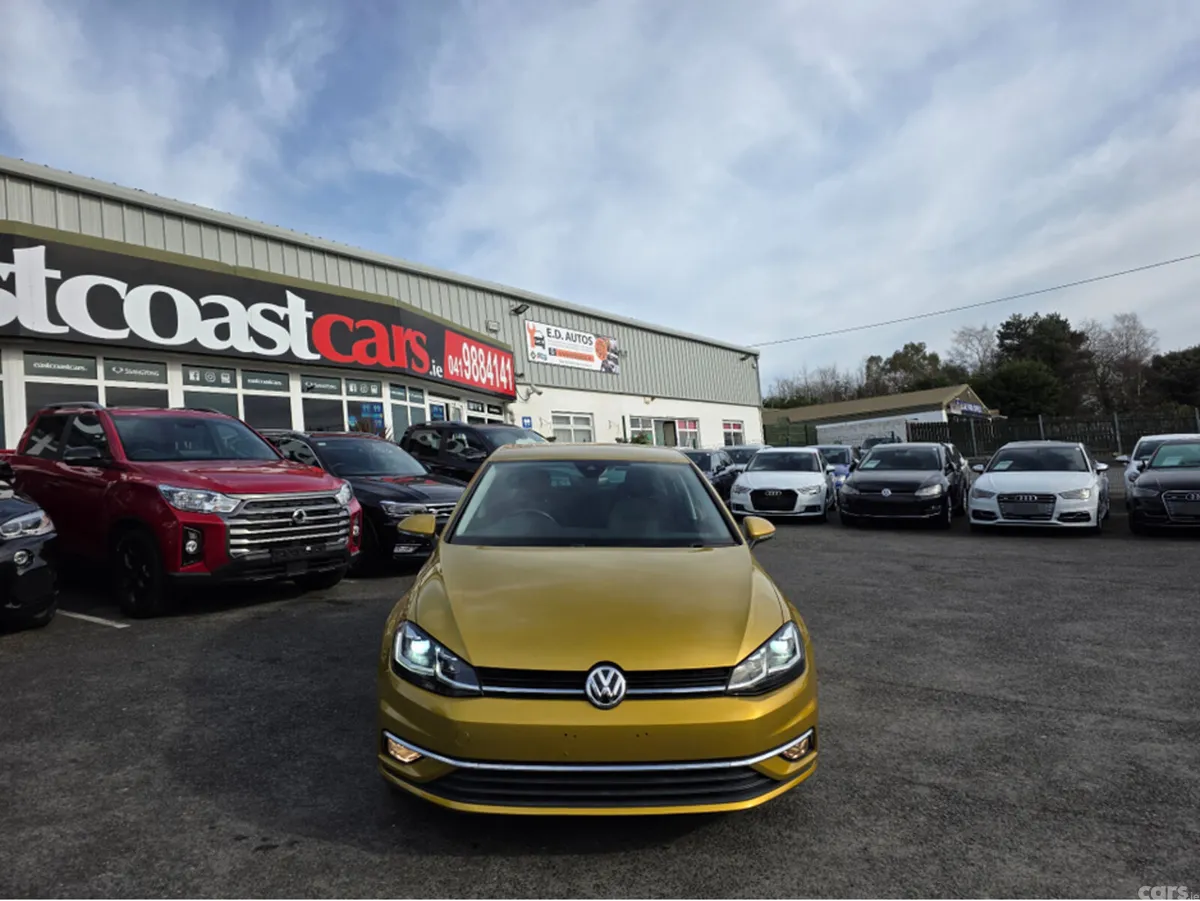 Volkswagen Golf Hatchback, Petrol, 2017, Gold