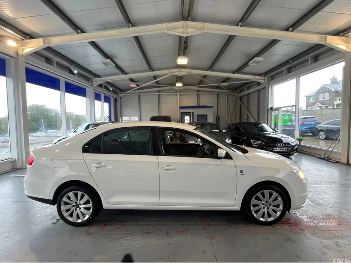 SEAT Toledo Hatchback, Diesel, 2013, White