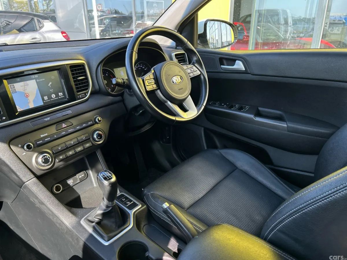 Kia Sportage MPV, Diesel, 2020, White