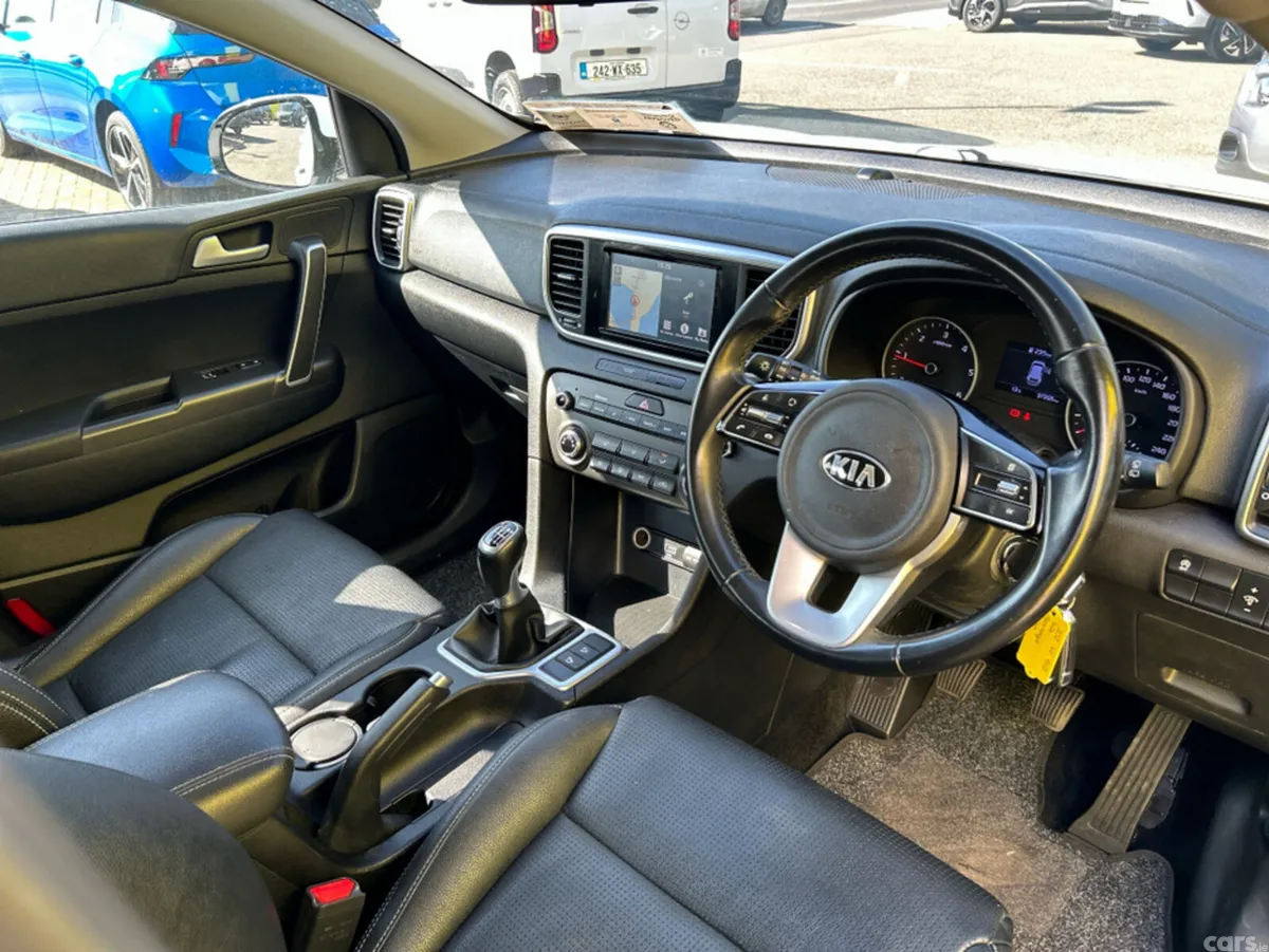 Kia Sportage MPV, Diesel, 2020, White