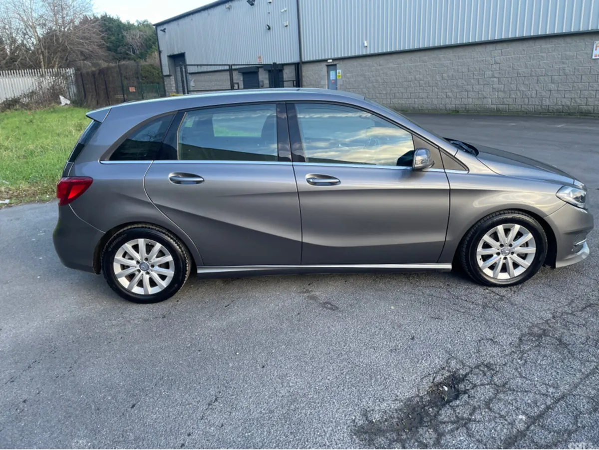 Mercedes-Benz B-Class MPV, Petrol, 2016, Grey