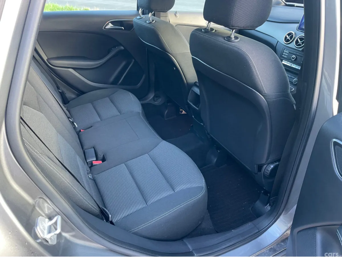 Mercedes-Benz B-Class MPV, Petrol, 2016, Grey