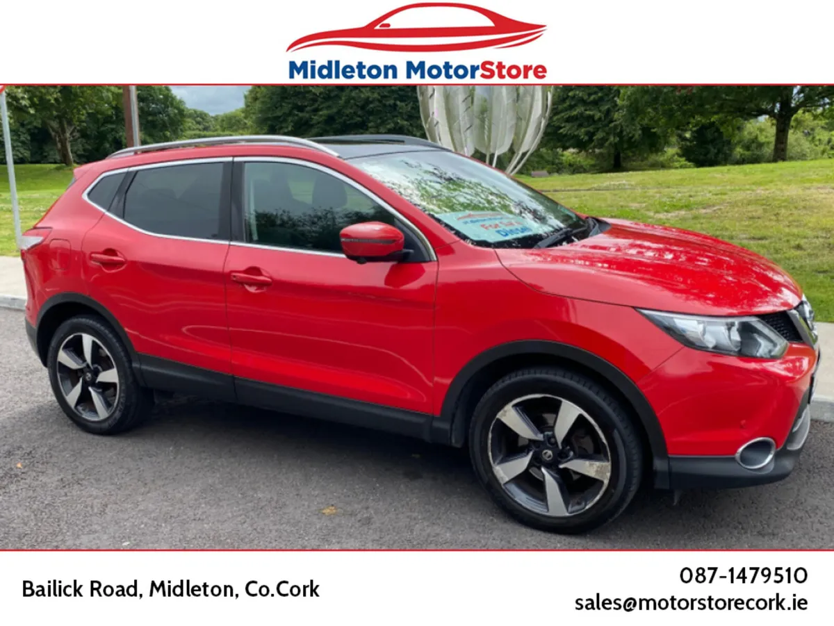 Nissan Qashqai Hatchback, Diesel, 2016, Red