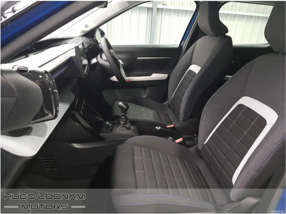 Citroen C3 Hatchback, Petrol, 2026, Blue