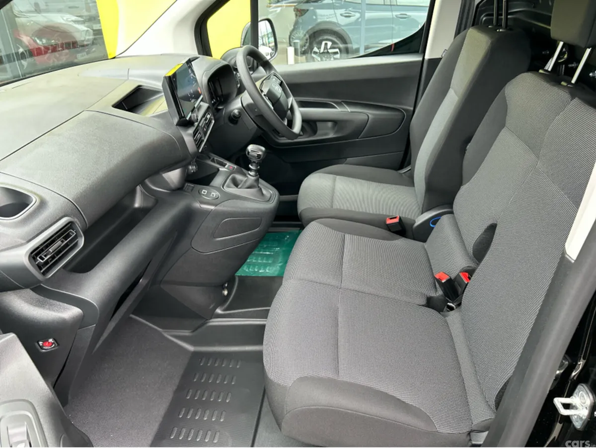 Opel Combo Van, Diesel, 2026, Black