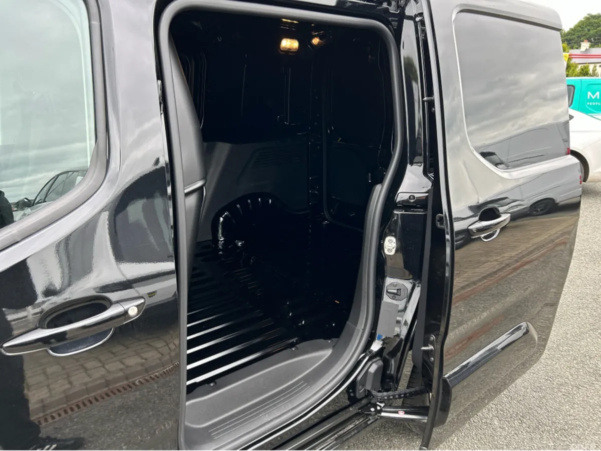 Opel Combo Van, Diesel, 2026, Black