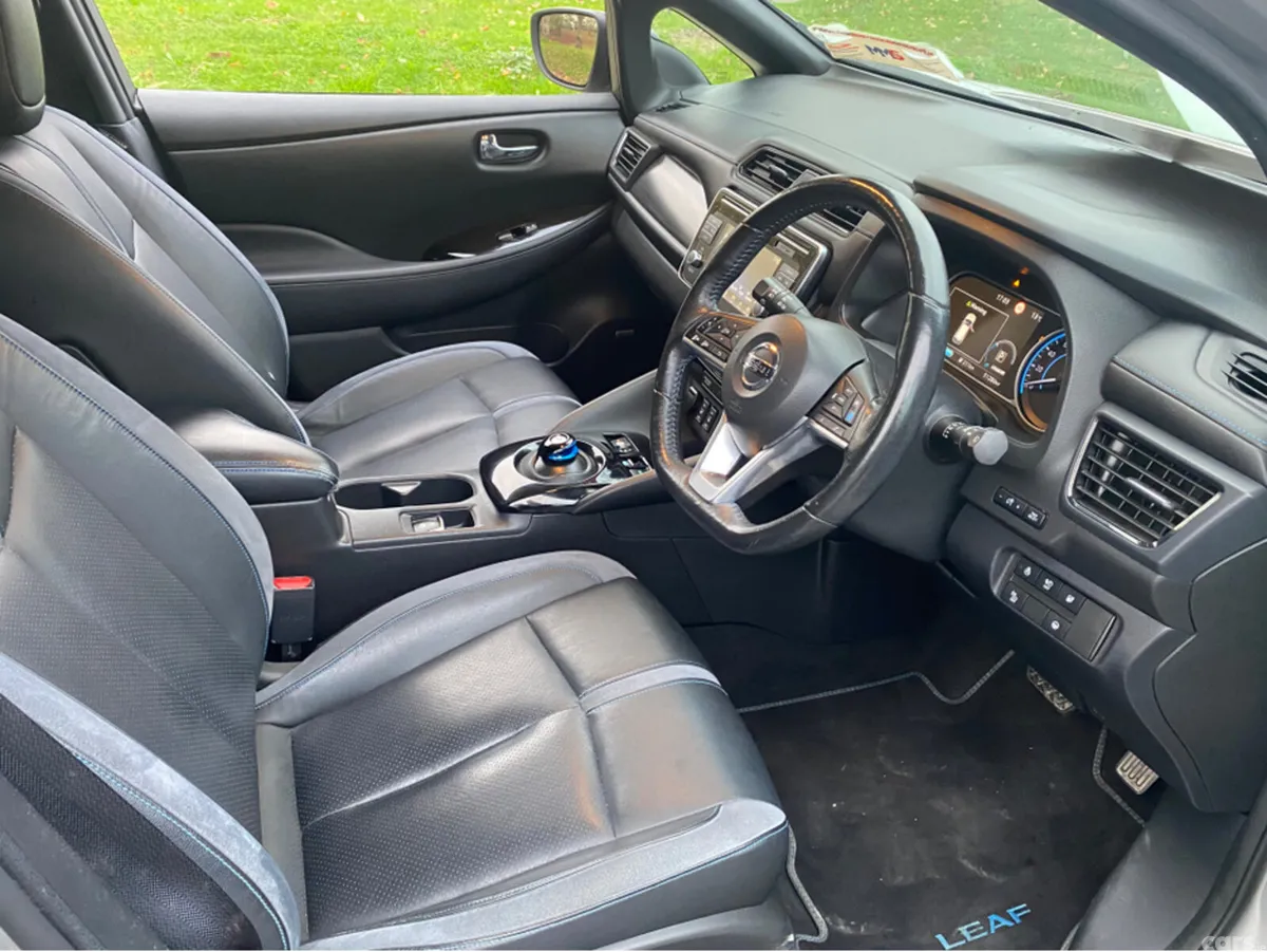 Nissan Leaf Hatchback, Electric, 2018, Grey