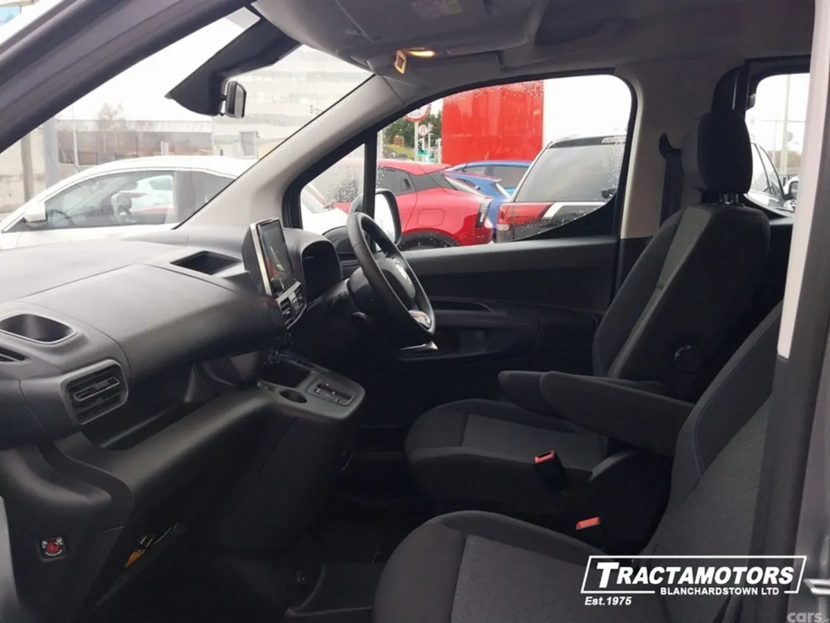 Fiat Doblo MPV, Electric, 2024, Grey