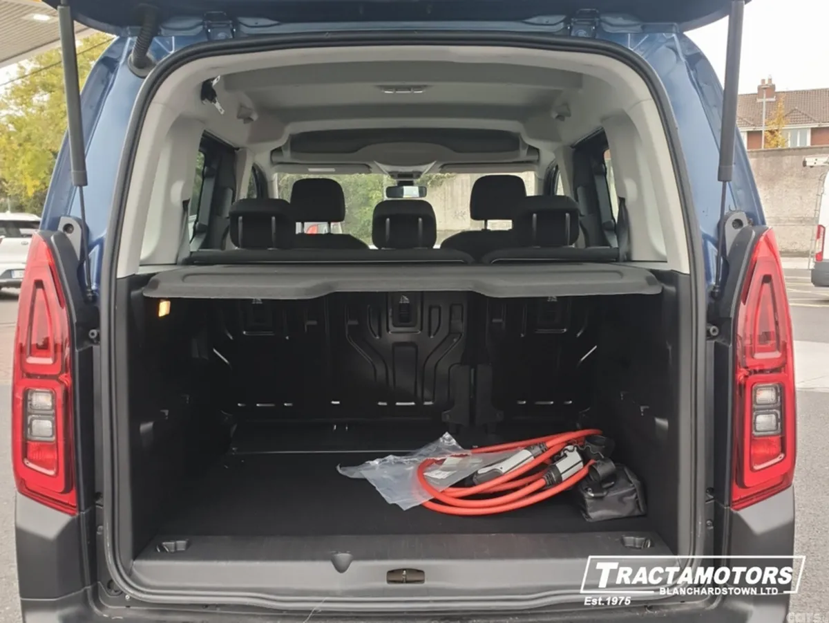 Fiat Doblo MPV, Electric, 2024, Grey