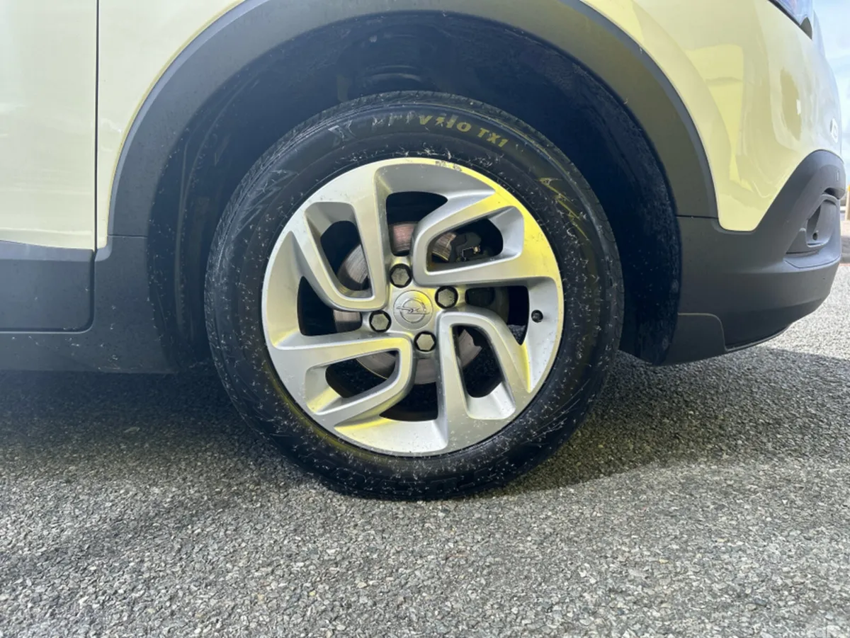 Opel Crossland X MPV, Diesel, 2017, White