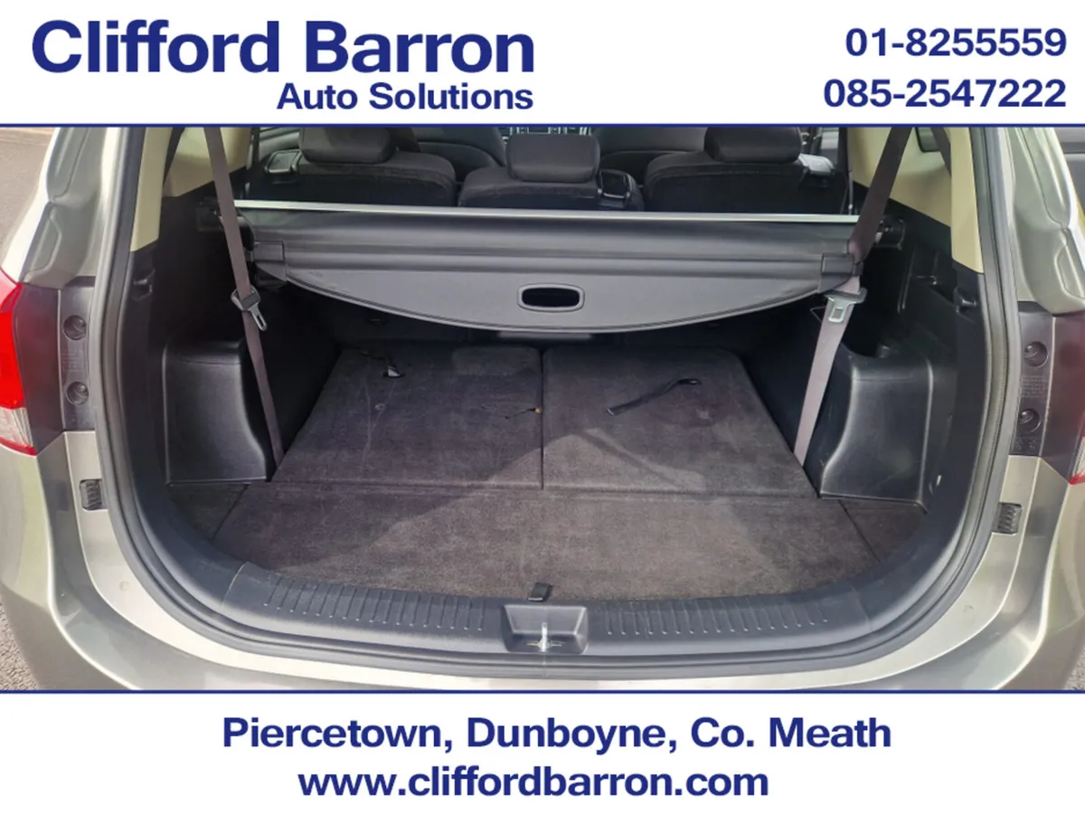 Kia Carens MPV, Diesel, 2015, Silver