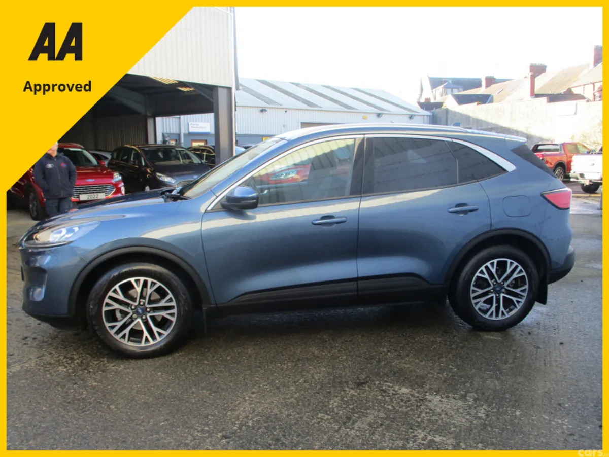 Ford Kuga Hatchback, Diesel, 2022, Blue