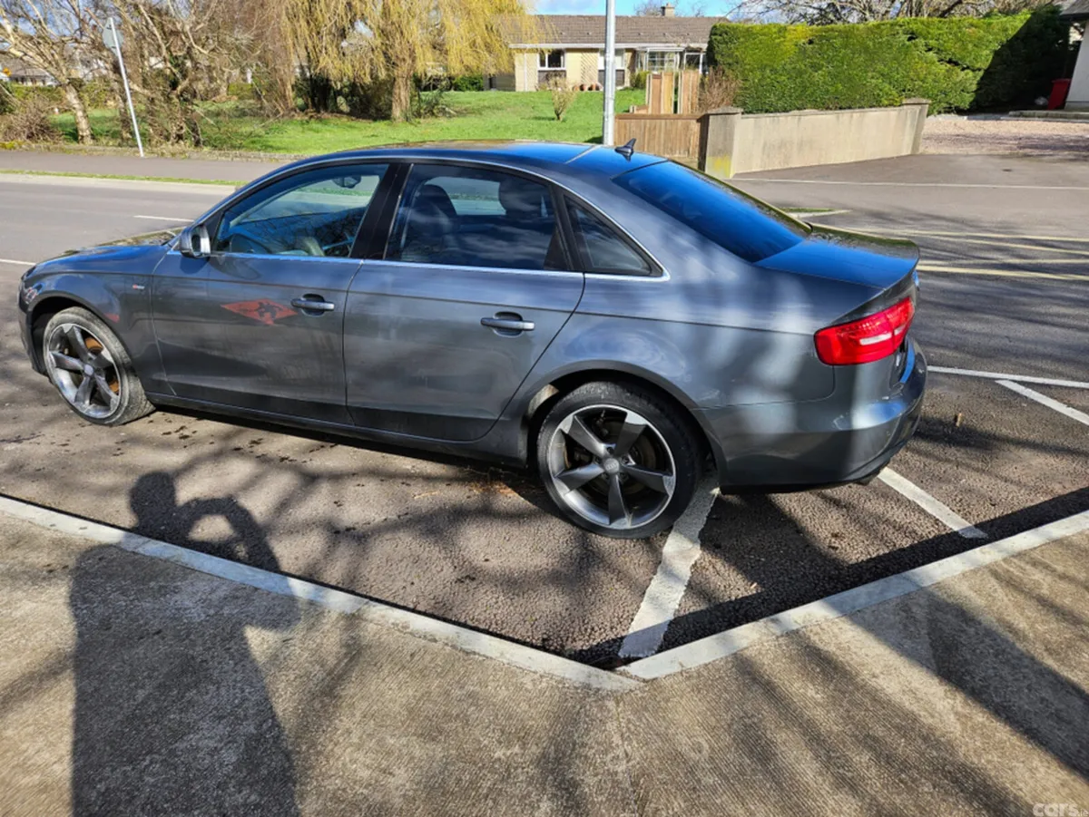 Audi A4 Saloon, Diesel, 2015, Grey