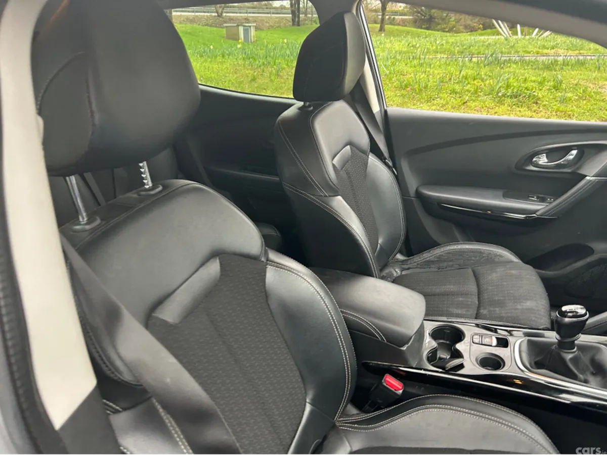 Renault Kadjar SUV, Diesel, 2018, Grey