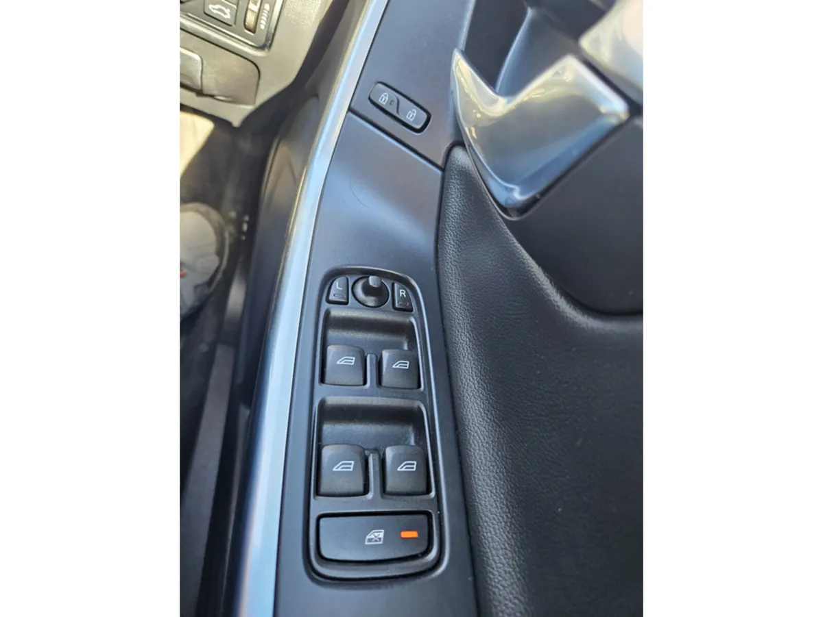 Volvo V60 Estate, Diesel, 2015, White