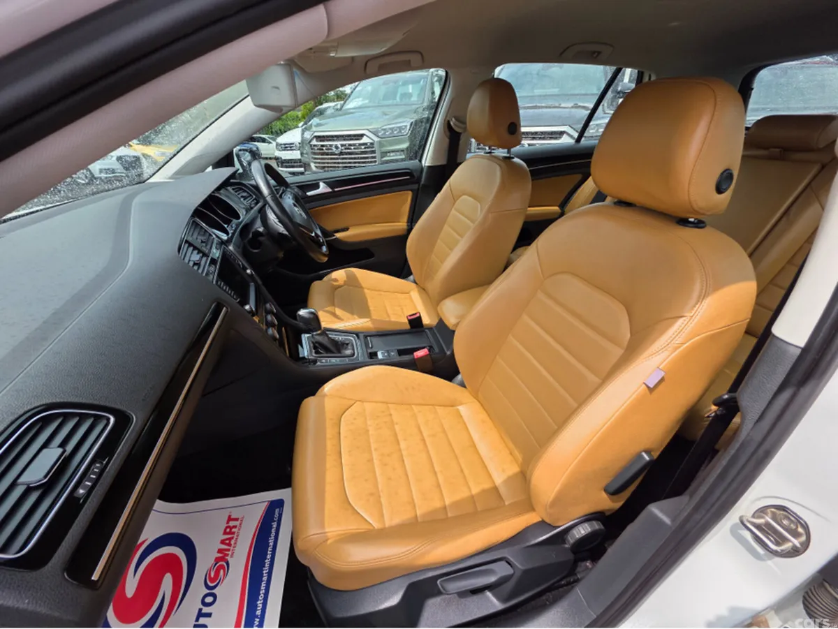 Volkswagen Golf Hatchback, Petrol, 2014, White
