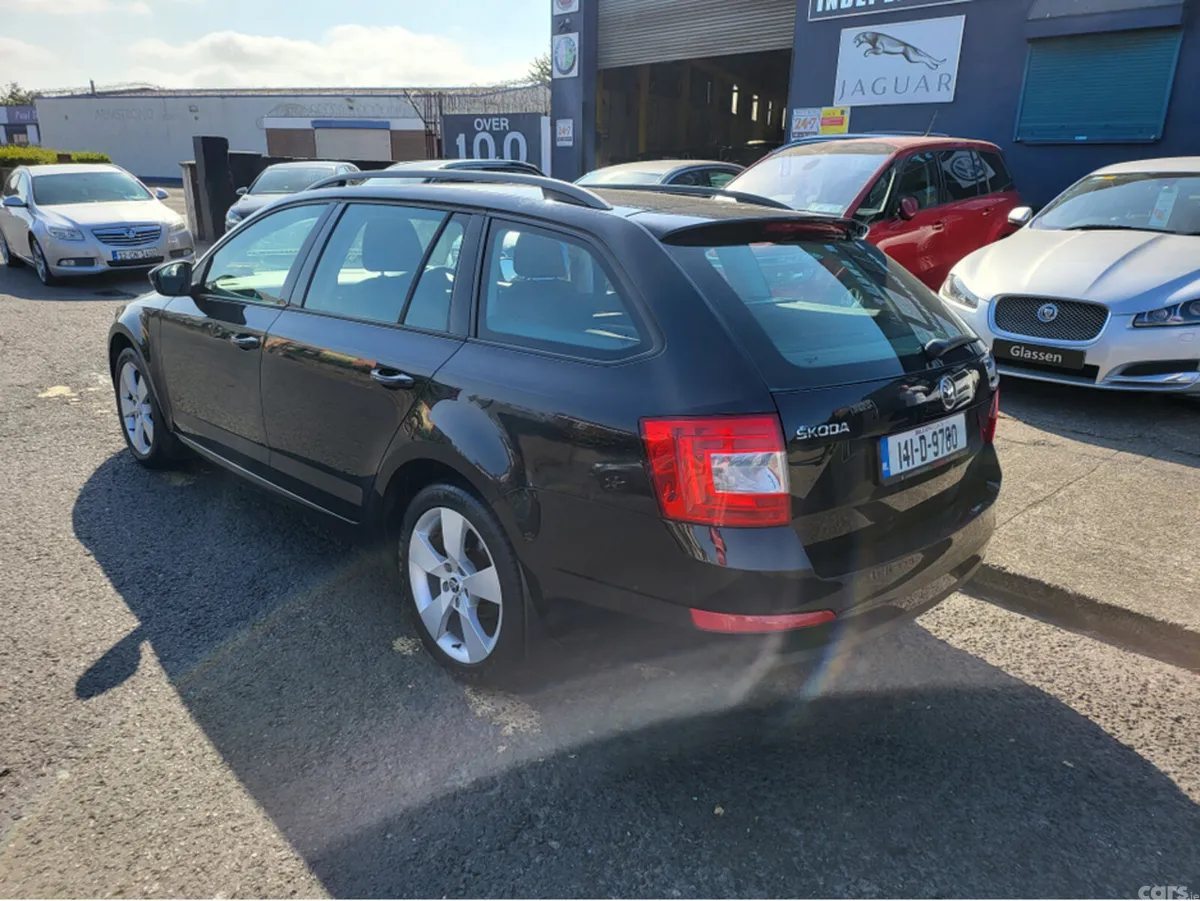 Skoda Octavia Estate, Diesel, 2014, Black