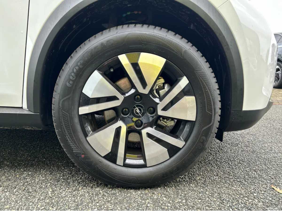 Opel Frontera SUV, Petrol Hybrid, 2026, White