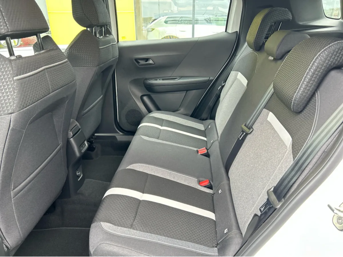 Opel Frontera SUV, Petrol Hybrid, 2026, White