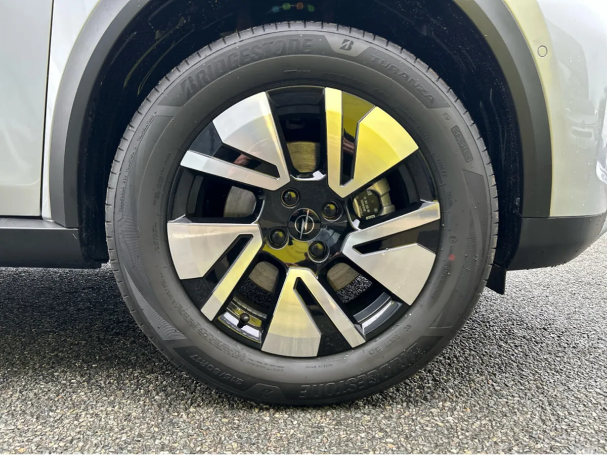 Opel Frontera SUV, Electric, 2026, Silver