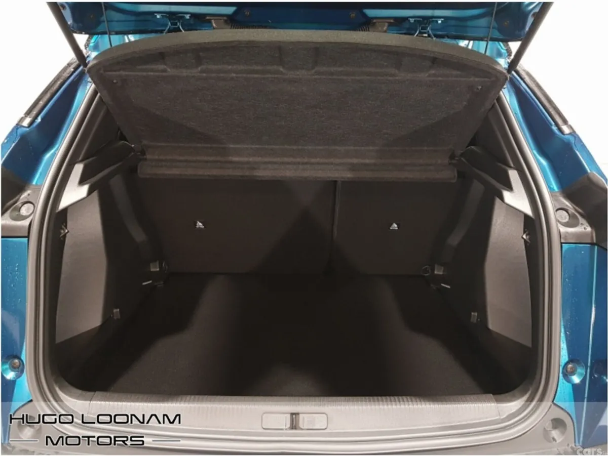 Peugeot 2008 SUV, Petrol Hybrid, 2026, Blue