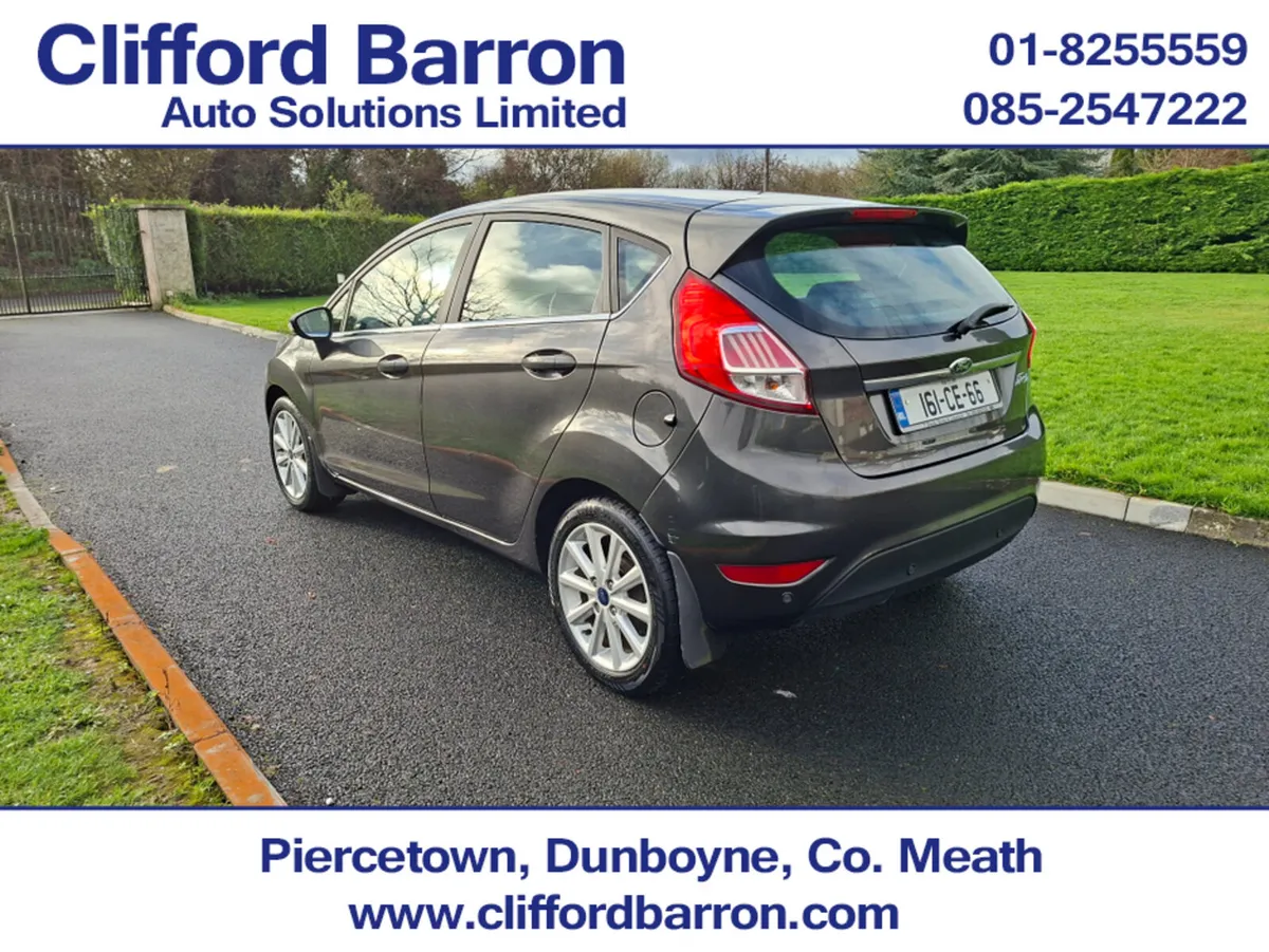 Ford Fiesta Hatchback, Petrol, 2016, Grey