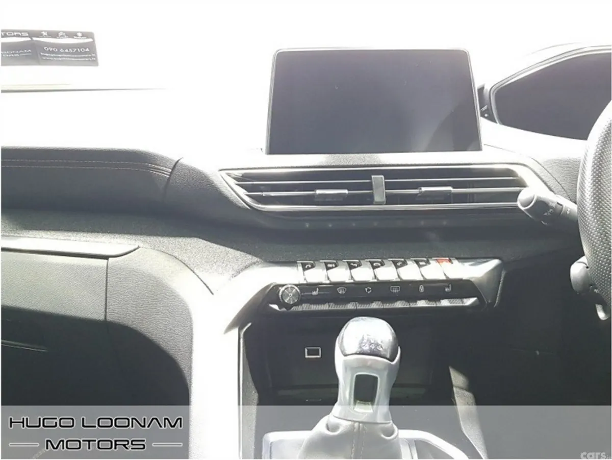 Peugeot 3008 MPV, Diesel, 2020, Red